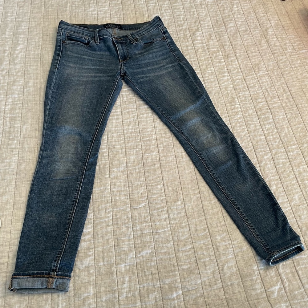 LuckyBrand Jeans, Charlie Fit Skinny Low Rise jeans Size 26/2